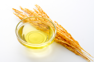 Olio di Crusca di Riso: nutrimento intenso per la tua pelle