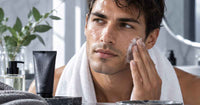 Soins de la peau pour homme à peau grasse : comment contrôler le sébum et la brillance