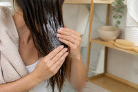 Balsamo, maschera o leave-in: differenze e quando usarli