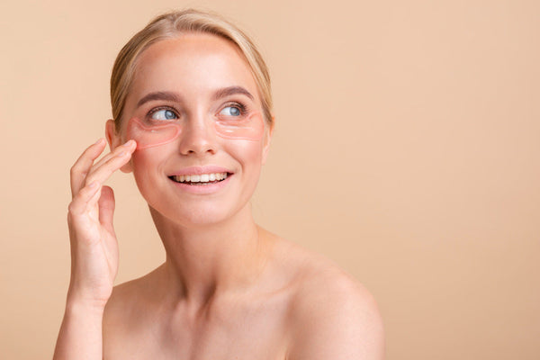 Contorno de Ojos: Guía Completa sobre Edad, Uso y Tratamientos Específicos