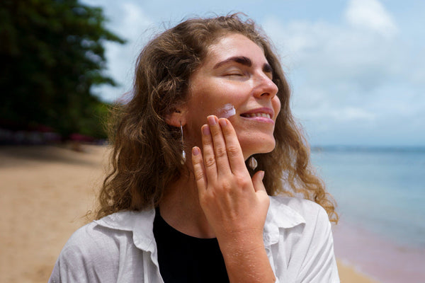 Pelle Sensibile dopo il Sole: Come Riparare la Barriera