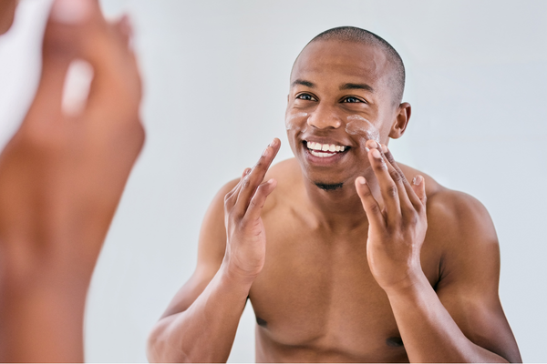 Skincare maschile: guida pratica per la cura della pelle dell’uomo